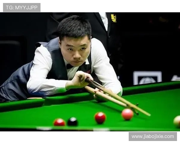 足球帅哥球星头像集锦展现魅力风采与竞技实力的完美结合